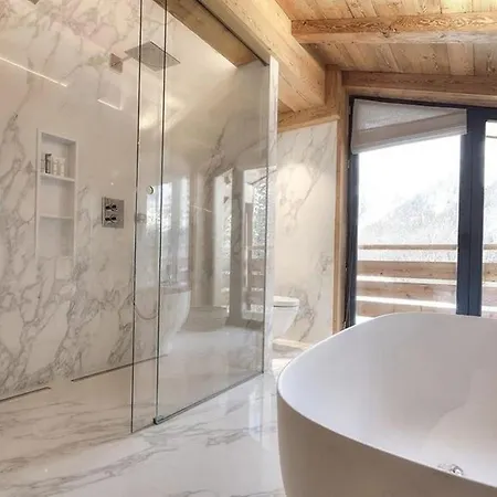 Wonderful Private Pool Sauna Jacuzzi Chamonix